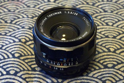 Super-Multi-Coated TAKUMAR 35mm F3.5 (M42 mount)