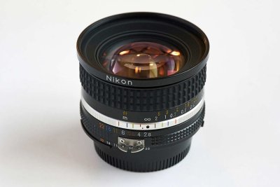 Ai NIKKOR 20mm f/2.8S