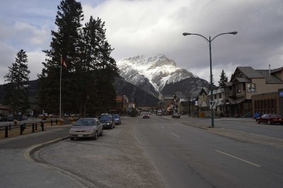 Main street of Banff @f5.6 D700