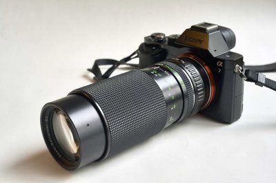 Zoom-Rolleinar MC 80-200/4 with a7