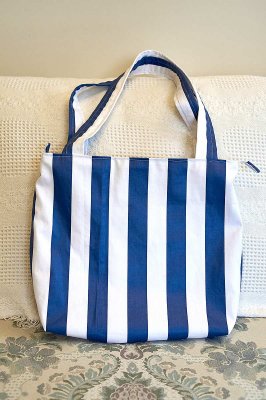 Blue stripe bag 1