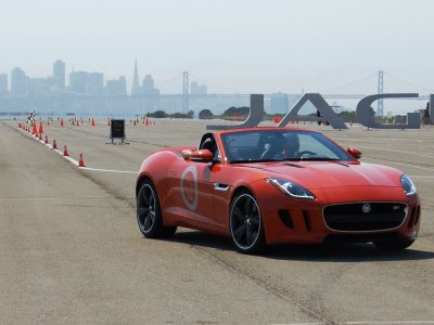Jaguar Alive Driving Experience - F-Type