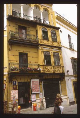03-Spain '04 Sevilla 49.jpg