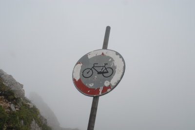 mountainbikes are not welcome...