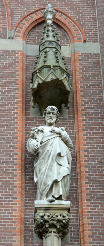 Gouda, pinkstergem The Blessing 20 (voorm RK olv th), 2014.jpg