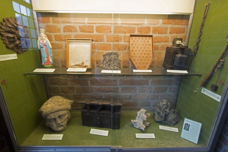 Rhenen, prot gem Cunerakerk 29 [011], 2014.jpg