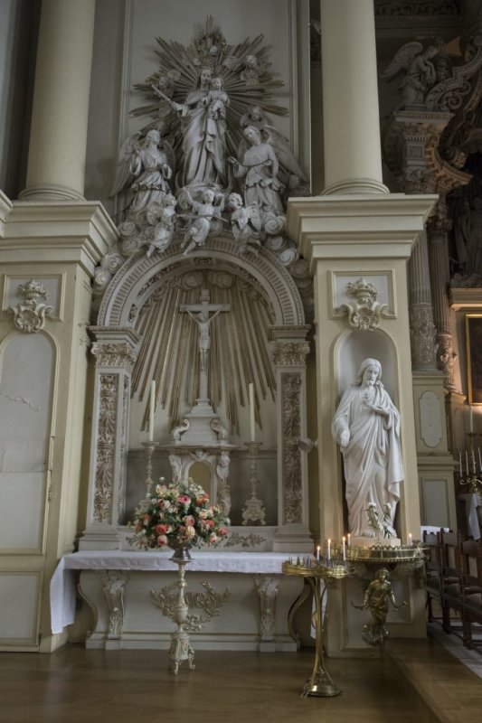 Utrecht, RK St. Augustinuskerk altaren zijaltaar Maria Immaculata [011], 2014 0395.jpg