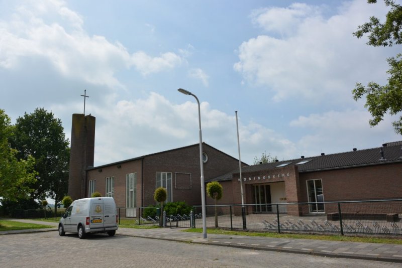 Langerak, geref kerk vrijgem Koningskerk 11, 2015.jpg