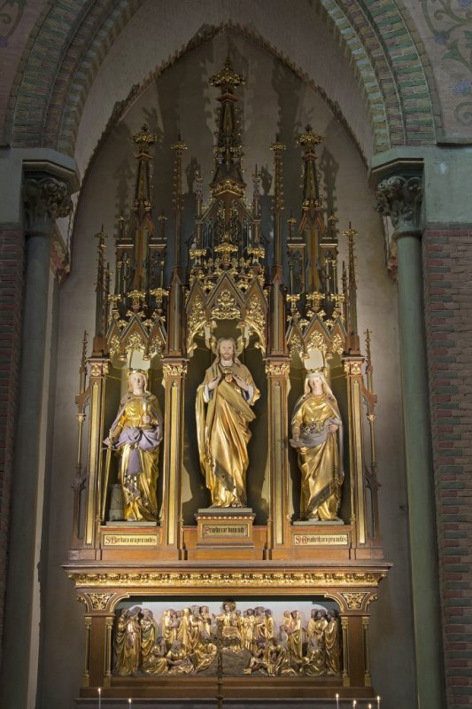 Delft, RK Maria van Jessekerk Heilig Hartaltaar [011], 2015 2306.jpg