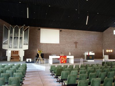 Waddinxveen, prot gem Ontmoetingskerk 13, 2013.jpg