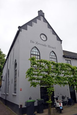 Harderwijk, christ geref kerk voorm, 2013.jpg