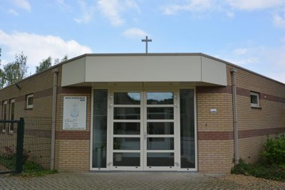 Harderwijk, nieuw apost kerk 15, 2013.jpg