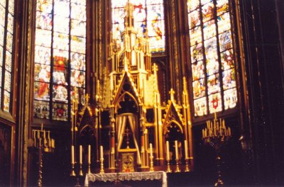 Maastricht, RK st Mathiaskerk gouden altaar [038].jpg
