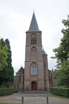 Vilsteren, RK h Wilibrorduskerk 14 [018], 2013.jpg