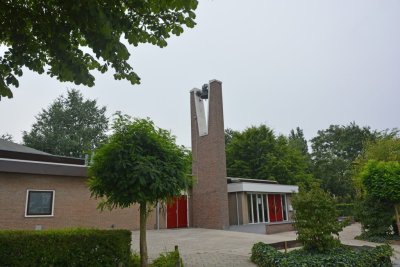 Wageningen, geref kerk vrijgem De Wagenburcht 13, 2013.jpg