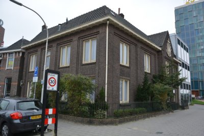 Nijmegen, nieuw apost kerk in Ned 12, 2013.jpg