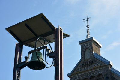 Oosterhout, prot gem kerk 15, 2013.jpg