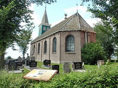 Hieslum, voorm protestantse kerk nu Stichting 11 [004], 2013.jpg