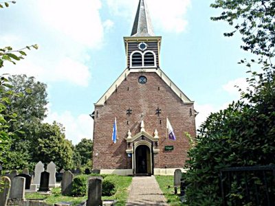 Kortezwaag, kerk 10 st Alde Fryske Tsjerken [004], 2013.jpg