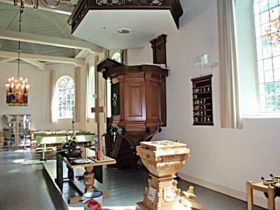 Munnekeburen, PKN kerk 15 [004], 2012.jpg