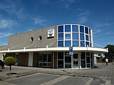 Sneek, vrije baptisten De Bron 12 [004], 2012.jpg