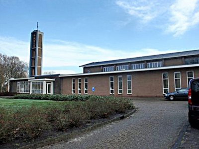 Hoogeveen, PKN Goede Herderkerk 11 [004], 2014.jpg