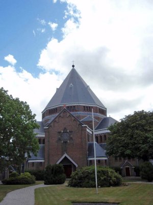 Lisse, RK Engelbewaarderskerk 13, 2008.jpg