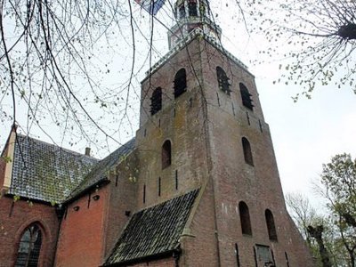 Pieterburen, NH Petruskerk 12 [004], 2014.jpg