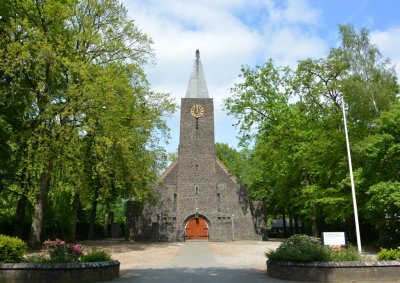 Renkum, geref kerk 11, 2014.jpg