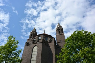 Oldenzaal, RK Drieeenheidkerk 11, 2014.jpg