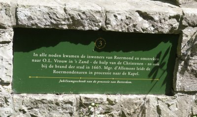 Roermond, Kruiswegpark Kapel in t Zand 21 [011], 2014.jpg