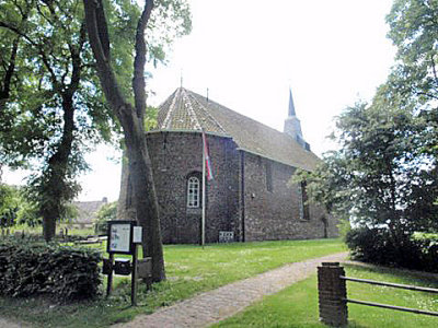 Oosterwijtwerd, NH Mariakerk 11 [004], 2014.jpg