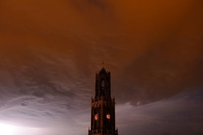 Utrecht, Domtoren 6 juli [donker Utrecht], 2014.jpg