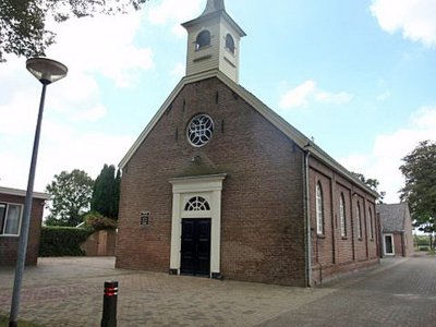 Hoogersmilde, PKN kerk 11 [004], 2014.jpg