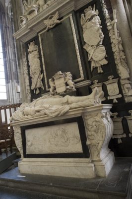 Utrecht, Domkerk 39u graf Admiraal van Gendt [011], 2014.jpg