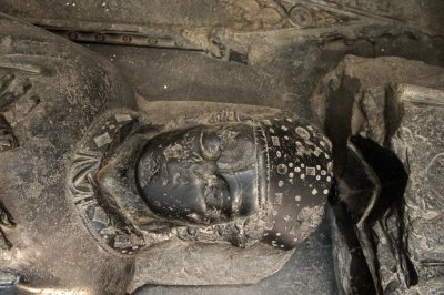 Utrecht, Domkerk 40e graf Guy van Avesnes [011], 2014.jpg
