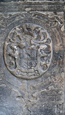 Alkmaar, voorm. NH Grote Kerk Rondgang Grafsteen 0076 [011], 2014.jpg