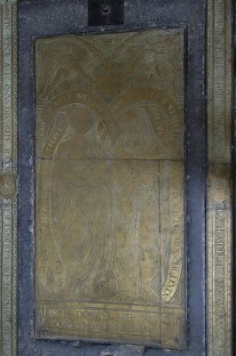 Alkmaar, voorm. NH Grote Kerk Rondgang Koperen zerk 0100 [011], 2014.jpg