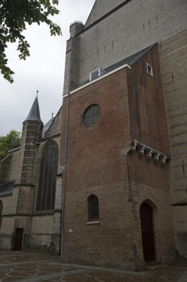 Alkmaar, voorm. NH Grote Kerk aan buitenzijde 0123 [011], 2014.jpg