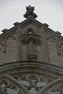 Alkmaar, voorm. NH Grote Kerk aan buitenzijde Laurensbeeld 0121 [011], 2014.jpg