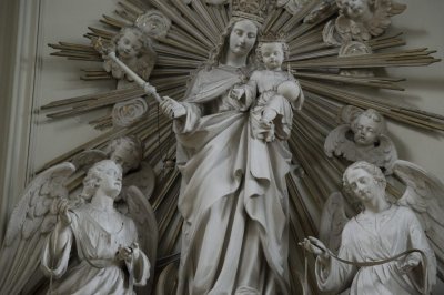 Utrecht, RK St. Augustinuskerk altaren zijaltaar Maria Immaculata [011], 2014 0397.jpg