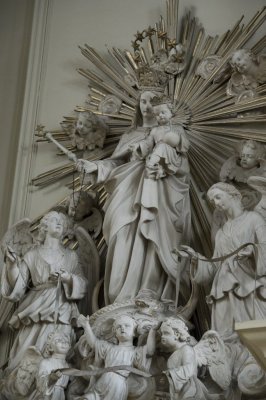 Utrecht, RK St. Augustinuskerk altaren zijaltaar Maria Immaculata [011], 2014 [011], 2014 0400.jpg