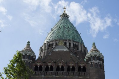 Haarlem, RK Kathedrale basiliek Sint Bavo aan buitenzijde [011], 2014 0599.jpg