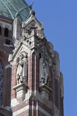 Haarlem, RK Kathedrale basiliek Sint Bavo aan buitenzijde [011], 2014 0613.jpg