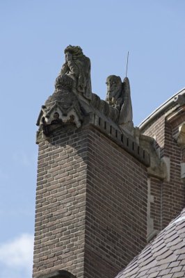 Haarlem, RK Kathedrale basiliek Sint Bavo aan buitenzijde [011], 2014 0619.jpg