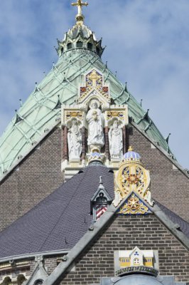 Haarlem, RK Kathedrale basiliek Sint Bavo aan buitenzijde [011], 2014 0625.jpg