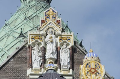 Haarlem, RK Kathedrale basiliek Sint Bavo aan buitenzijde [011], 2014 0626.jpg