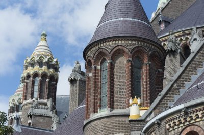 Haarlem, RK Kathedrale basiliek Sint Bavo aan buitenzijde [011], 2014 0628.jpg