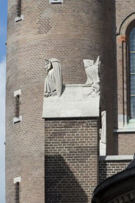 Haarlem, RK Kathedrale basiliek Sint Bavo aan buitenzijde [011], 2014 0631.jpg