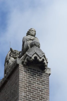 Haarlem, RK Kathedrale basiliek Sint Bavo aan buitenzijde [011], 2014 0635.jpg